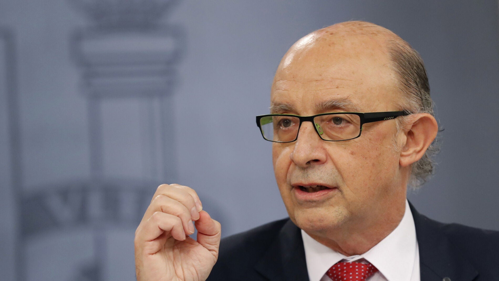 Crist&oacute;bal Montoro, ministro de Hacienda