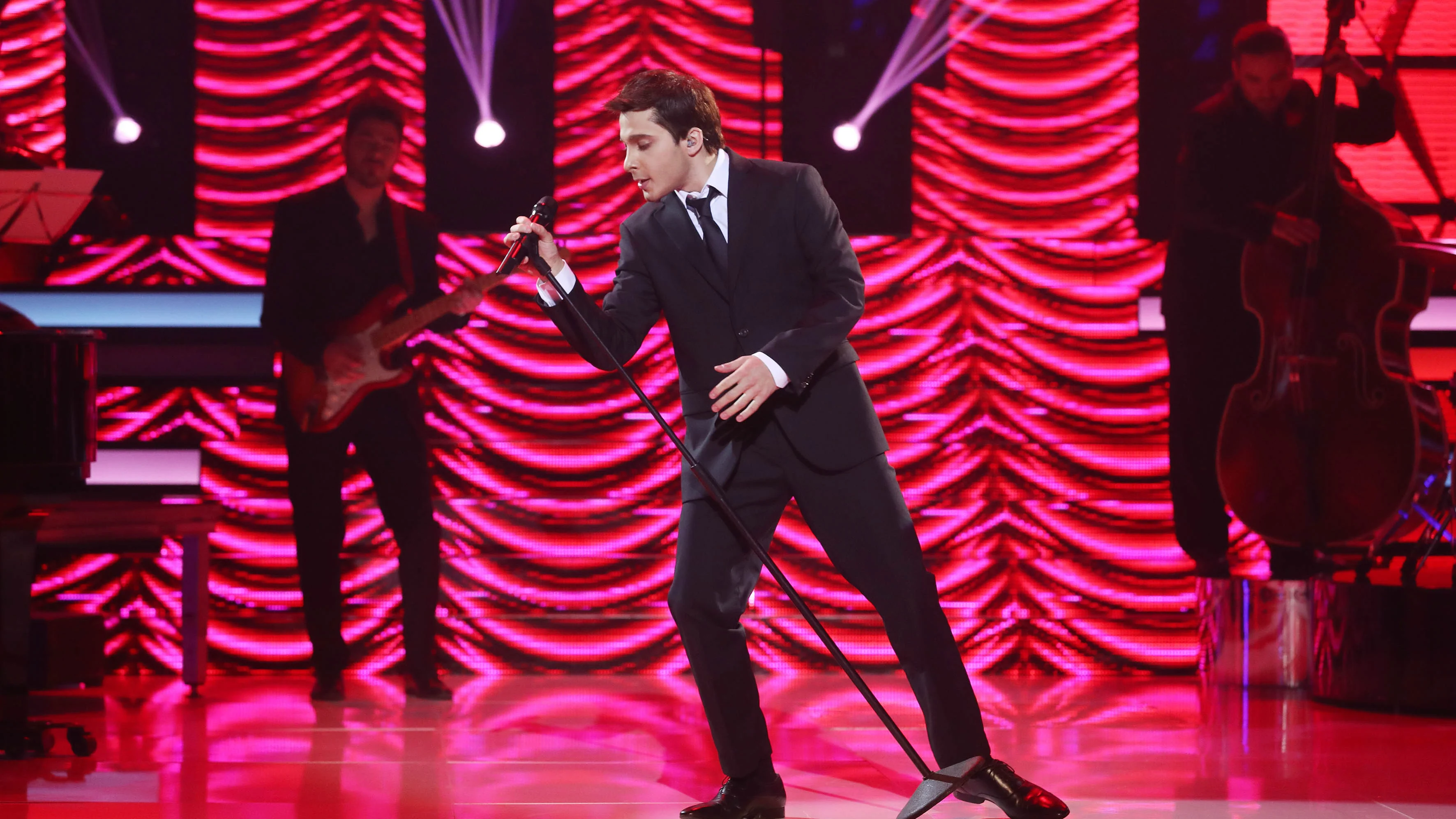 Blas Cantó seduce con su voz como Michael Bublé en ‘Feeling Good’ Blas Cantó seduce con su voz como Michael Bublé en ‘Feeling Good’