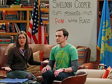 Sheldon Cooper en su programa de banderas Sheldon Cooper en su programa de banderas