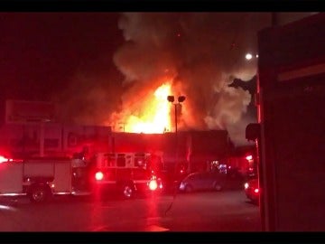 Incendio durante una fiesta en California