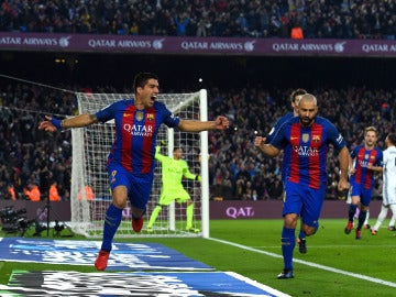 Luis Suárez celebra su gol ante el Real Madrid