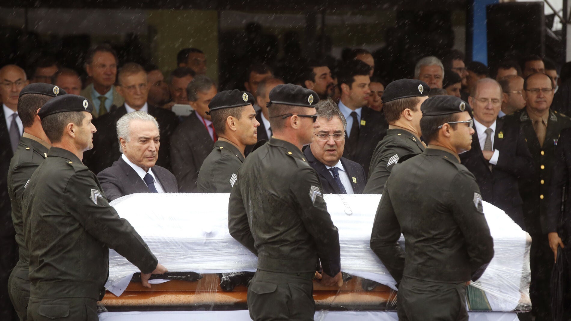 Llegan a Chapec&oacute; los cuerpos de los jugadores fallecidos en el accidente a&eacute;reo
