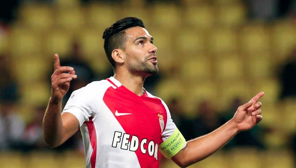 Radamel Falcao celebra un gol con el Mónaco