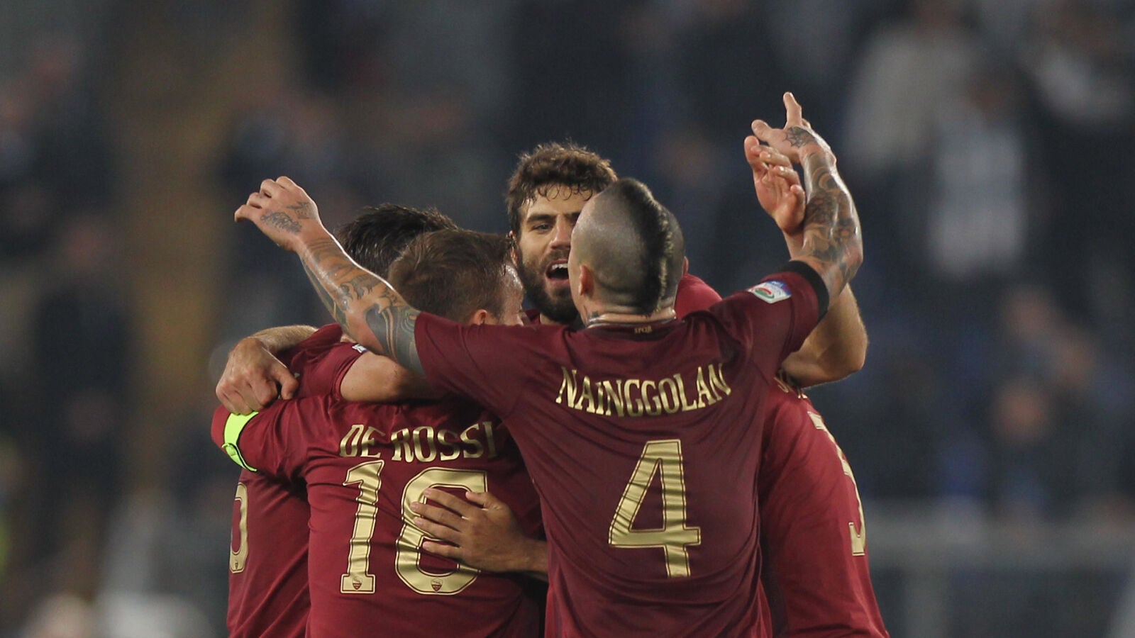 La Roma gana a la Lazio en el derbi de la capital de Italia