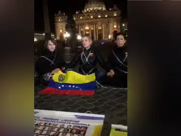 Lilian Tintori, con Mitzy Ledesma y Antonieta López Lilian Tintori, con Mitzy Ledesma y Antonieta López