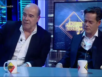 Frame 97.694677 de: Aprovechan Resines y Jorge Sanz las escenas en los bares para inflarse a cervezas Frame 97.694677 de: Aprovechan Resines y Jorge Sanz las escenas en los bares para inflarse a cervezas