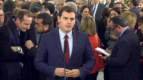 Frame 0.0 de: El PSOE y Ciudadanos piden valent&iacute;a al resto de partidos para reformar la Constituci&oacute;n