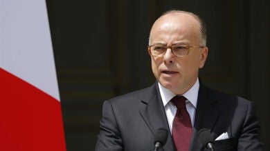 El Gobierno francés advierte de que la entrega de armas de ETA debe respetar la ley