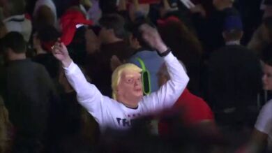Un americano ganó 10.000 dólares al mes por contar bulos en internet durante la campaña electoral de EEUU