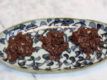 Frame 29.547576 de: Te enseñamos a preparar rocas de chocolate con cereales