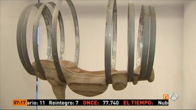 Los alumnos de Bellas Artes de la Complutense convierten las barricas de vino en arte 