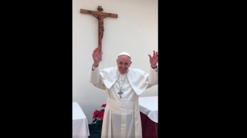El Papa Francisco felicita la Navidad en lengua de signos