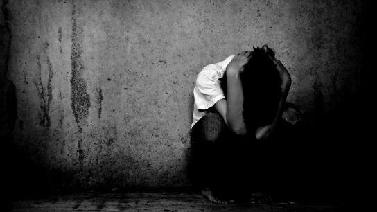 Recreaci&oacute;n de una escena de maltrato infantil