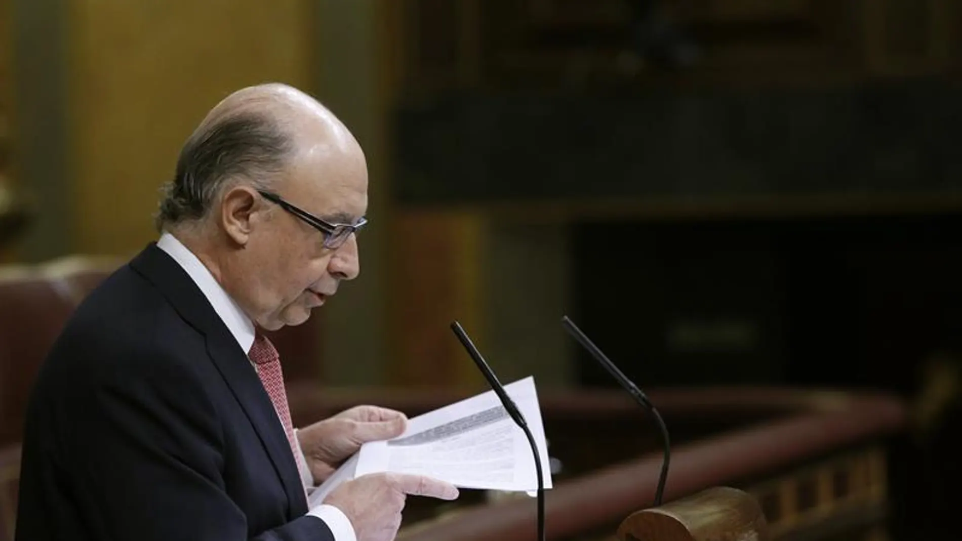 El ministro de Hacienda, Cristóbal Montoro El ministro de Hacienda, Cristóbal Montoro