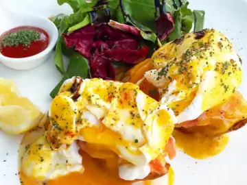 Huevos Benedict. Huevos Benedict.