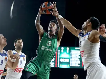 Momentos del partido entre el Darussafaka y el Real Madrid Momentos del partido entre el Darussafaka y el Real Madrid
