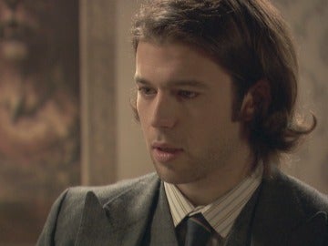 &iquest;Qu&eacute; tiene la voz de Ismael para generar dudas en Rogelia? 