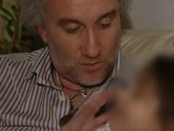 Fernando, padre de Nadia Fernando, padre de Nadia