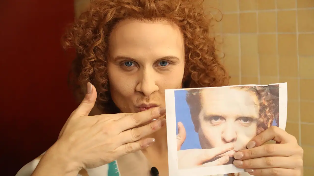 Rosa López, un cambio radical para convertirse en Simply Red