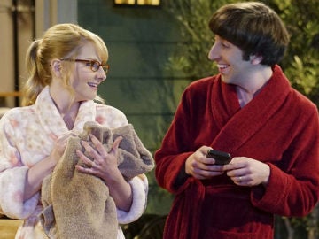 Bernadette y Howard en 'The Big Bang Theory'