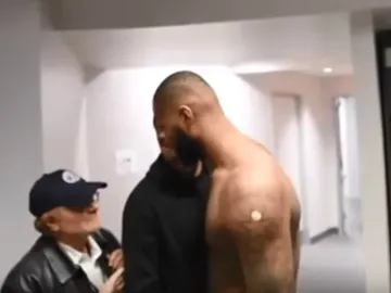 DeMarcus Cousins se encara con un periodista DeMarcus Cousins se encara con un periodista