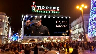  La Policía adapta el cartel de 'Narcos' en Madrid para impulsar en la Red su campaña antidroga
