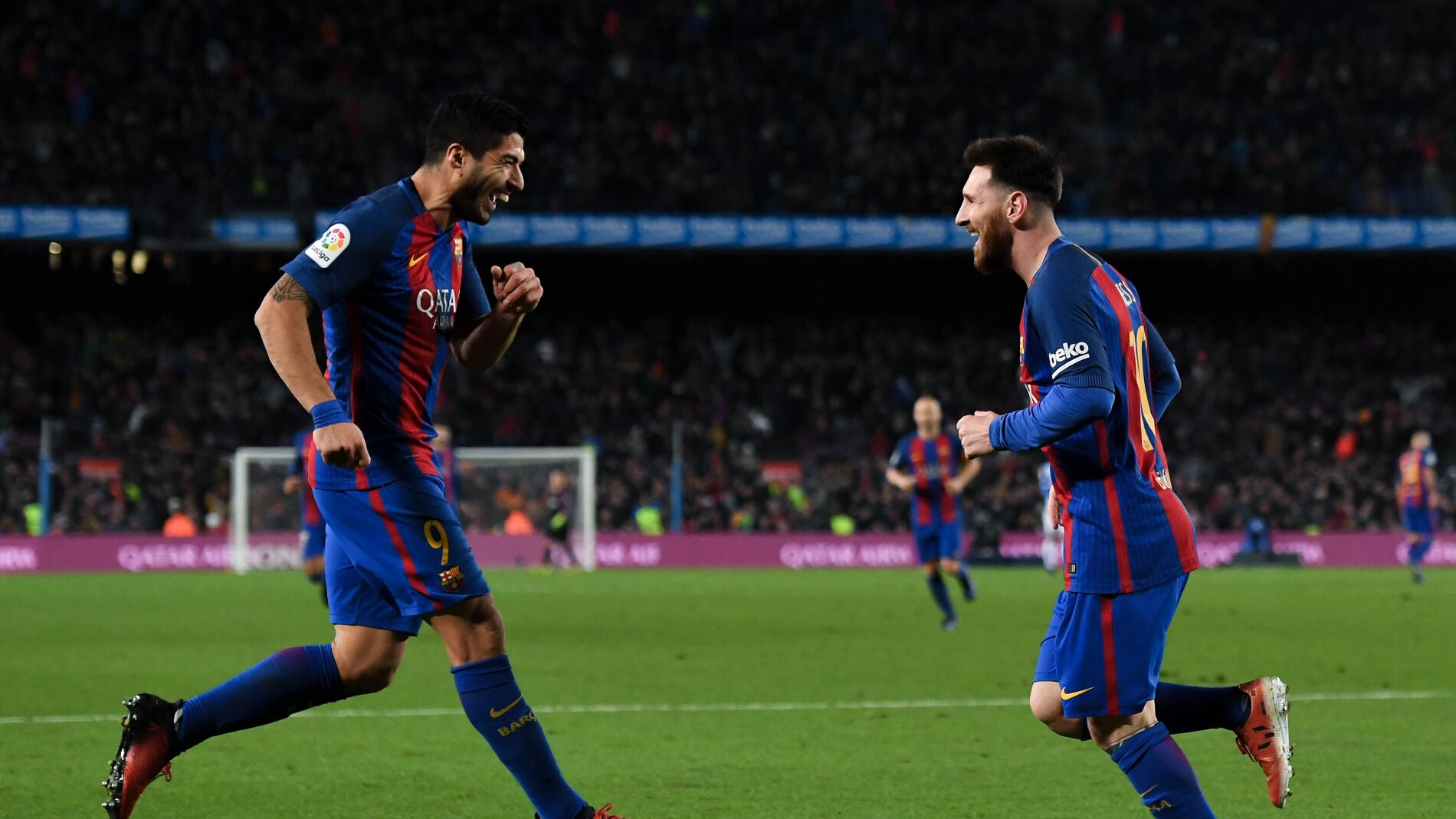 Messi y Luis Su&aacute;rez celebran un gol ante el Espanyol