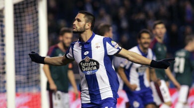 Andone y Babel dan un gran triunfo al Deportivo contra un débil Osasuna