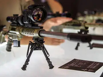 Un rifle de asalto Un rifle de asalto