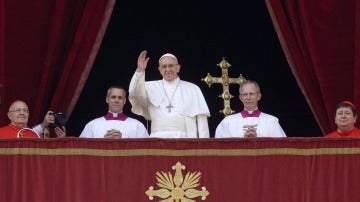 El Papa Francisco volvió hoy a sacudir las conciencias en el día de Navidad