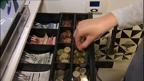 Frame 71.764531 de: Hacemos balance de los 15 años del euro Frame 71.764531 de: Hacemos balance de los 15 años del euro