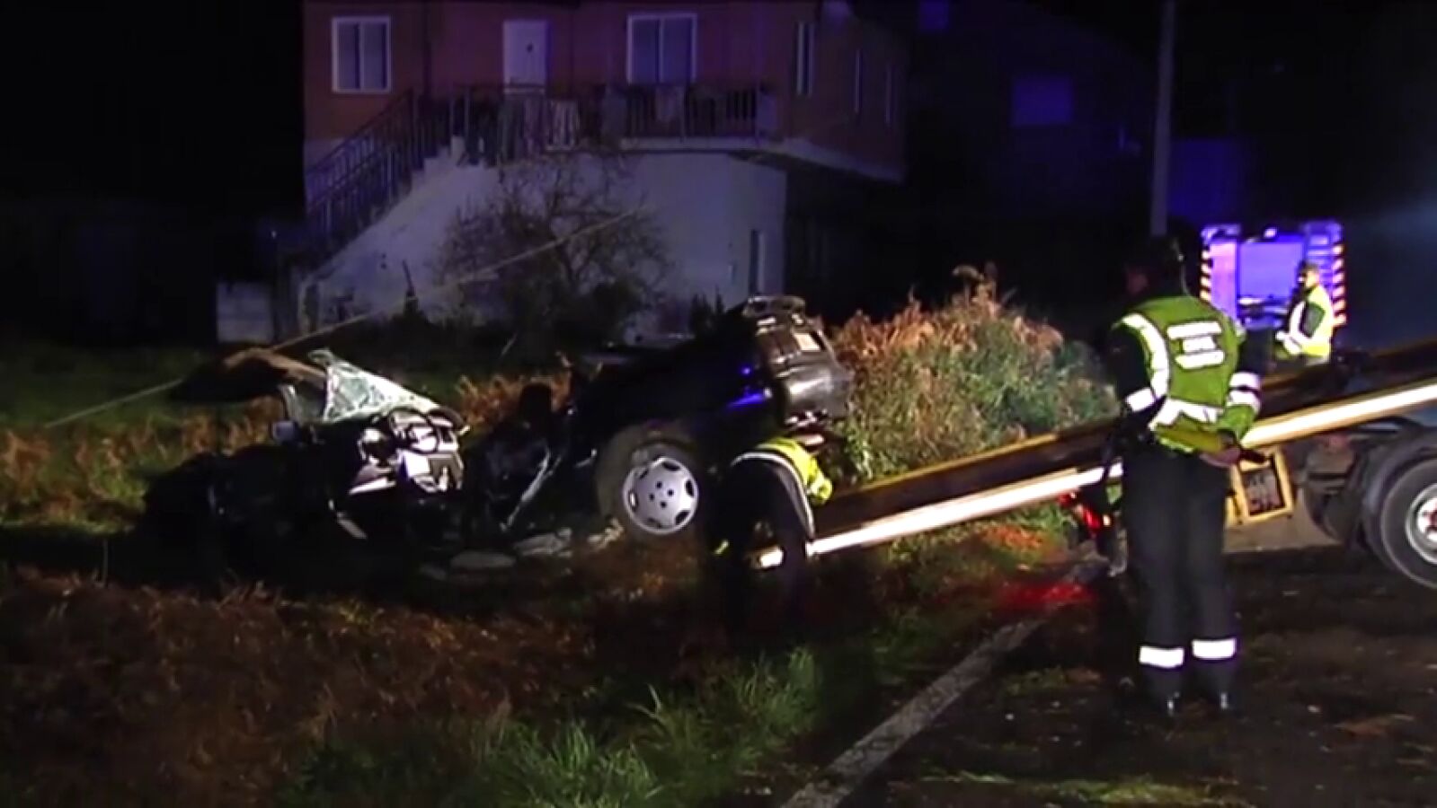 Dos personas mueren en un accidente de tráfico en Monterrei (Ourense)