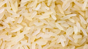 ¿Arroz hecho de plástico? Ojito