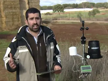 Frame 18.877622 de: Chips, drones o tractores autónomos son las nuevas herramientas para trabajar en el campo Frame 18.877622 de: Chips, drones o tractores autónomos son las nuevas herramientas para trabajar en el campo