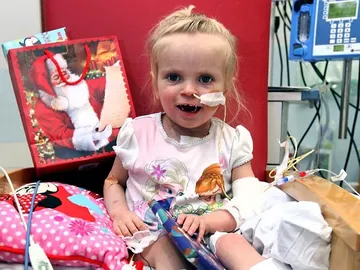 Sophie Maxwell, tras someterse al trasplante de corazón Sophie Maxwell, tras someterse al trasplante de corazón