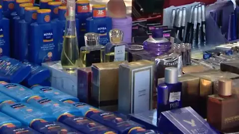Frame 12.46992 de: España, país puntero en la venta de falsificaciones de perfumes y cosmética que pueden dañar gravemente la piel Frame 12.46992 de: España, país puntero en la venta de falsificaciones de perfumes y cosmética que pueden dañar gravemente la piel