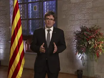 Frame 0.0 de: Puigdemont convocará un referéndum independentista en 2017 Frame 0.0 de: Puigdemont convocará un referéndum independentista en 2017