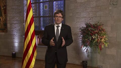 Frame 0.0 de: Puigdemont convocar&aacute; un refer&eacute;ndum independentista en 2017