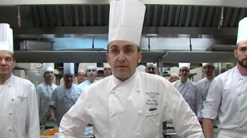 Cocineros se preparan para celebrar la Nochevieja