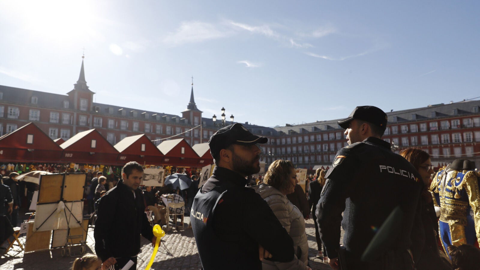 La Policía pondrá obstáculos en los accesos a Sol para impedir atentados con camiones en Nochevieja