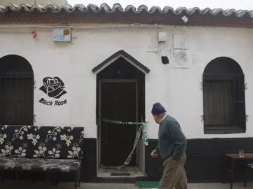 Local de Villafáfila en el que se ha producido el hundimiento del suelo Local de Villafáfila en el que se ha producido el hundimiento del suelo