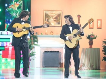 Canco Rodríguez y David Guapo traen el espíritu navideño a ‘Tu cara me suena’ con los mejores villancicos de Los Amaya