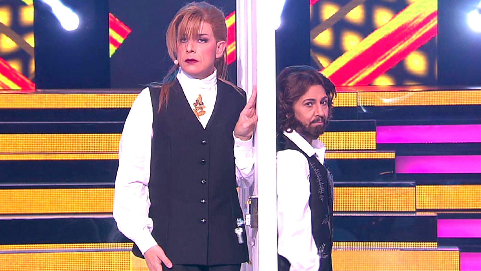 &Agrave;ngel Ll&agrave;cer le dice a Lolita &ldquo;Olv&iacute;dame y pega la vuelta&rdquo;, como Pimpinela