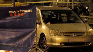 Un muerto y dos heridos en un tiroteo en la avenida Meridiana de Barcelona