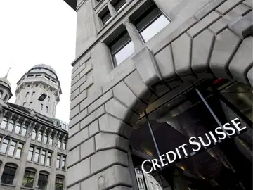 Fachada de la sede de Credit Suisse en Zúrich (Suiza) Fachada de la sede de Credit Suisse en Zúrich (Suiza)