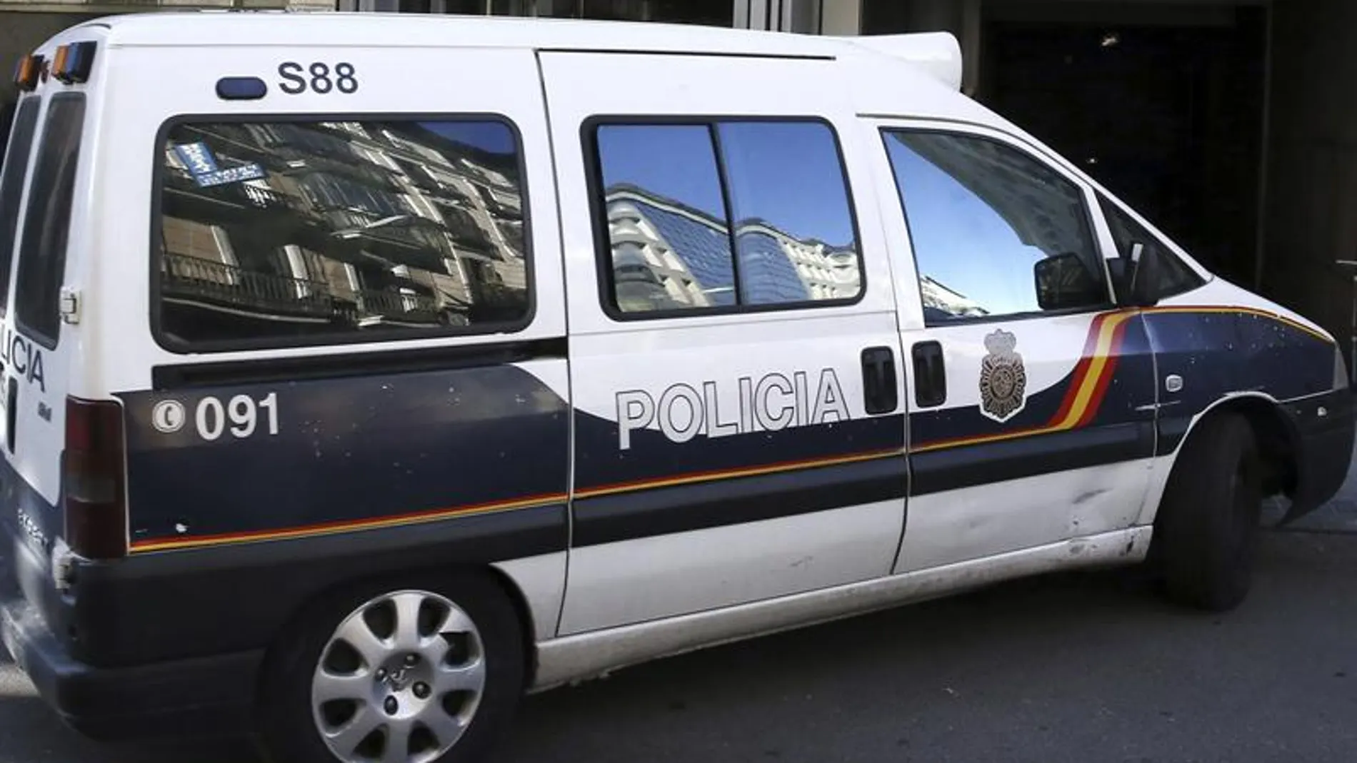 Furgón de la Policía Nacional Furgón de la Policía Nacional