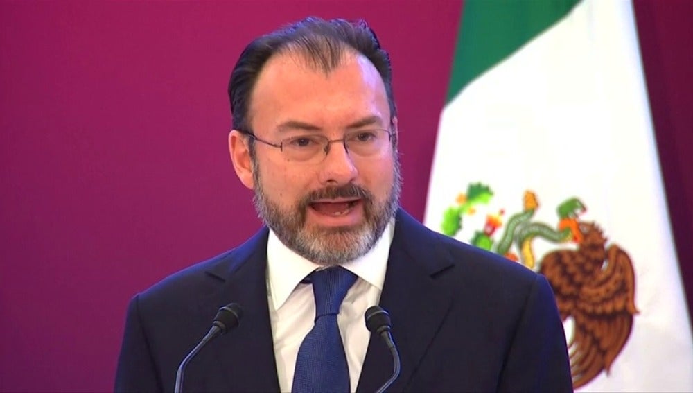 Frame 9.074956 de:  México enfrentará la situación política "dinámica" de Estados Unidos con negociación, no con conflictos o insultos