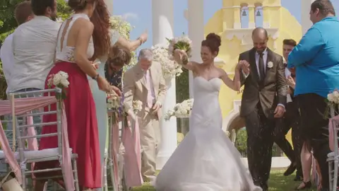 Marie y Jonathan se dan el 'sí, quiero' tras una decisión a dos bandas Marie y Jonathan se dan el 'sí, quiero' tras una decisión a dos bandas