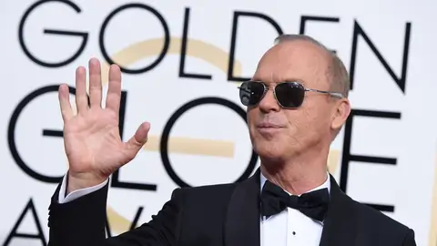 Michael Keaton ALFOMBRA ROJA GLOBOS DE ORO 2017