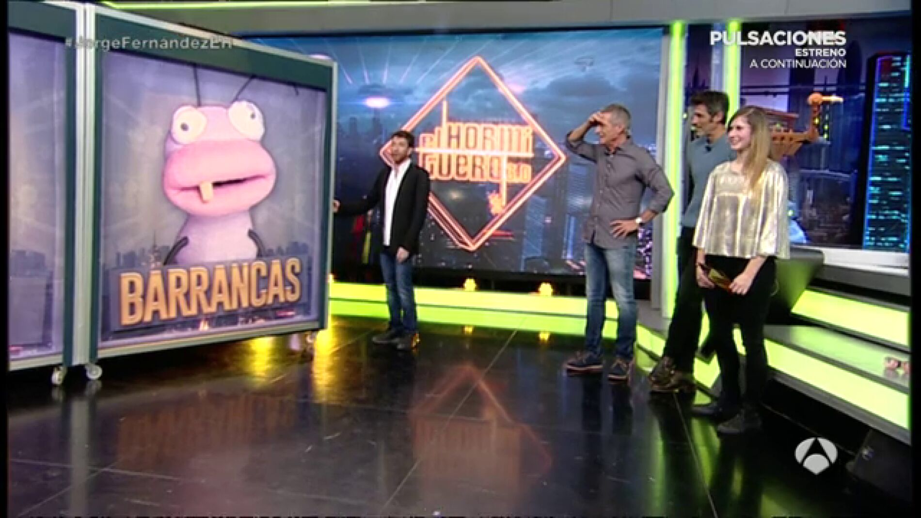 Frame 8.24 de: Barrancas hace ganar a una chica del p&Atilde;&ordm;blico 2.000 &acirc;&not; en gasolina